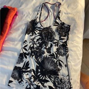 Lululemon floral tank